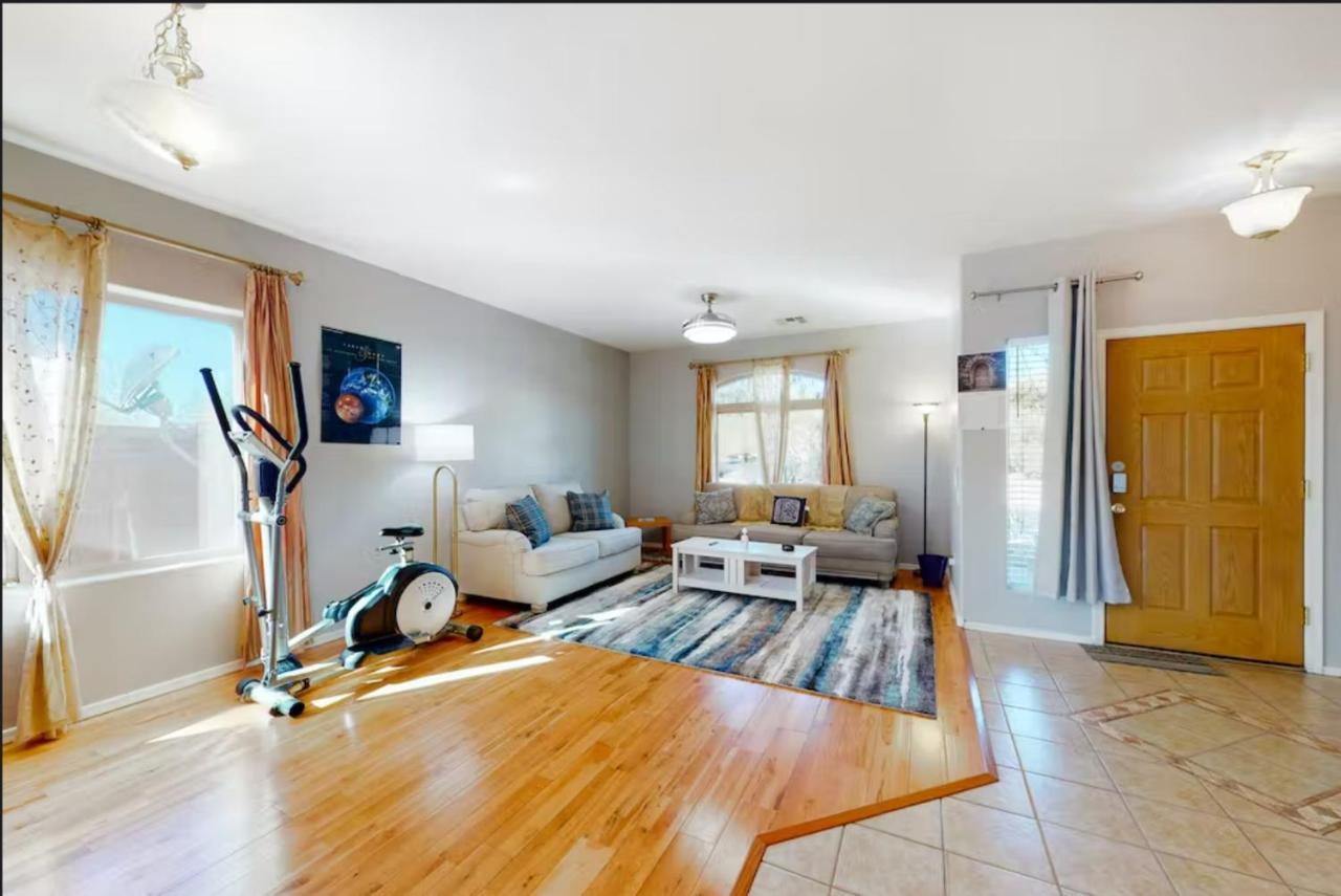 New! Stunning Peaceful - Very Close To Sports Complex * Peoria