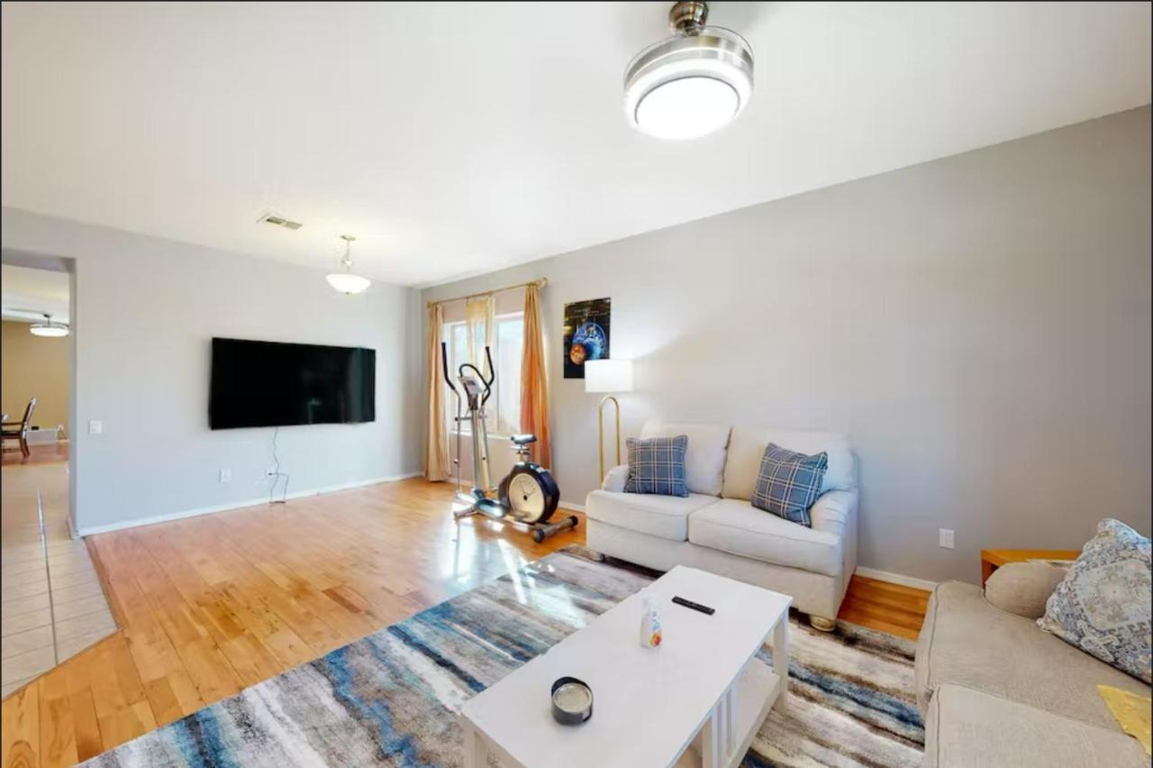Hébergement de vacances New! Stunning Peaceful - Very Close To Sports Complex